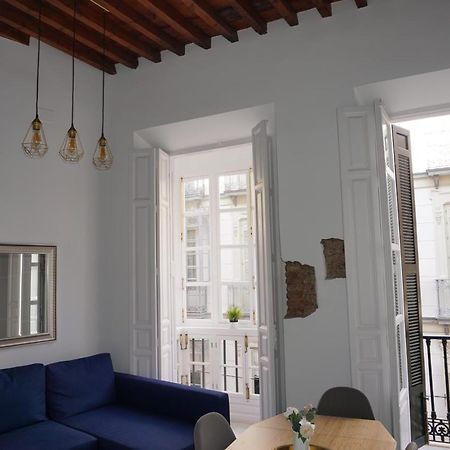 Apartamentos Mediterranea Centro Málaga Dış mekan fotoğraf