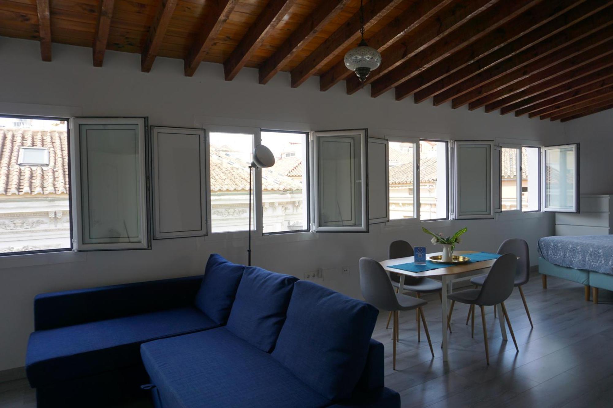Apartamentos Mediterranea Centro Málaga Dış mekan fotoğraf