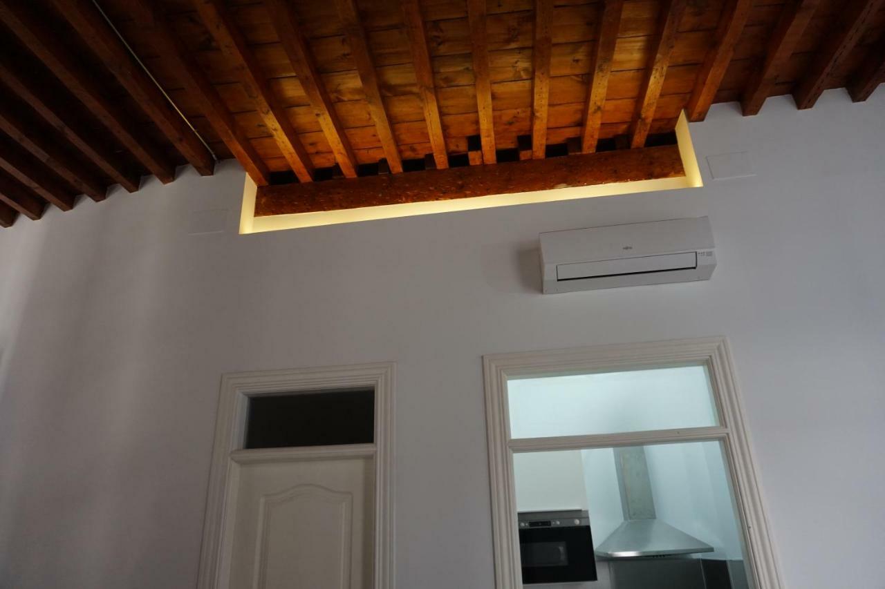 Apartamentos Mediterranea Centro Málaga Dış mekan fotoğraf
