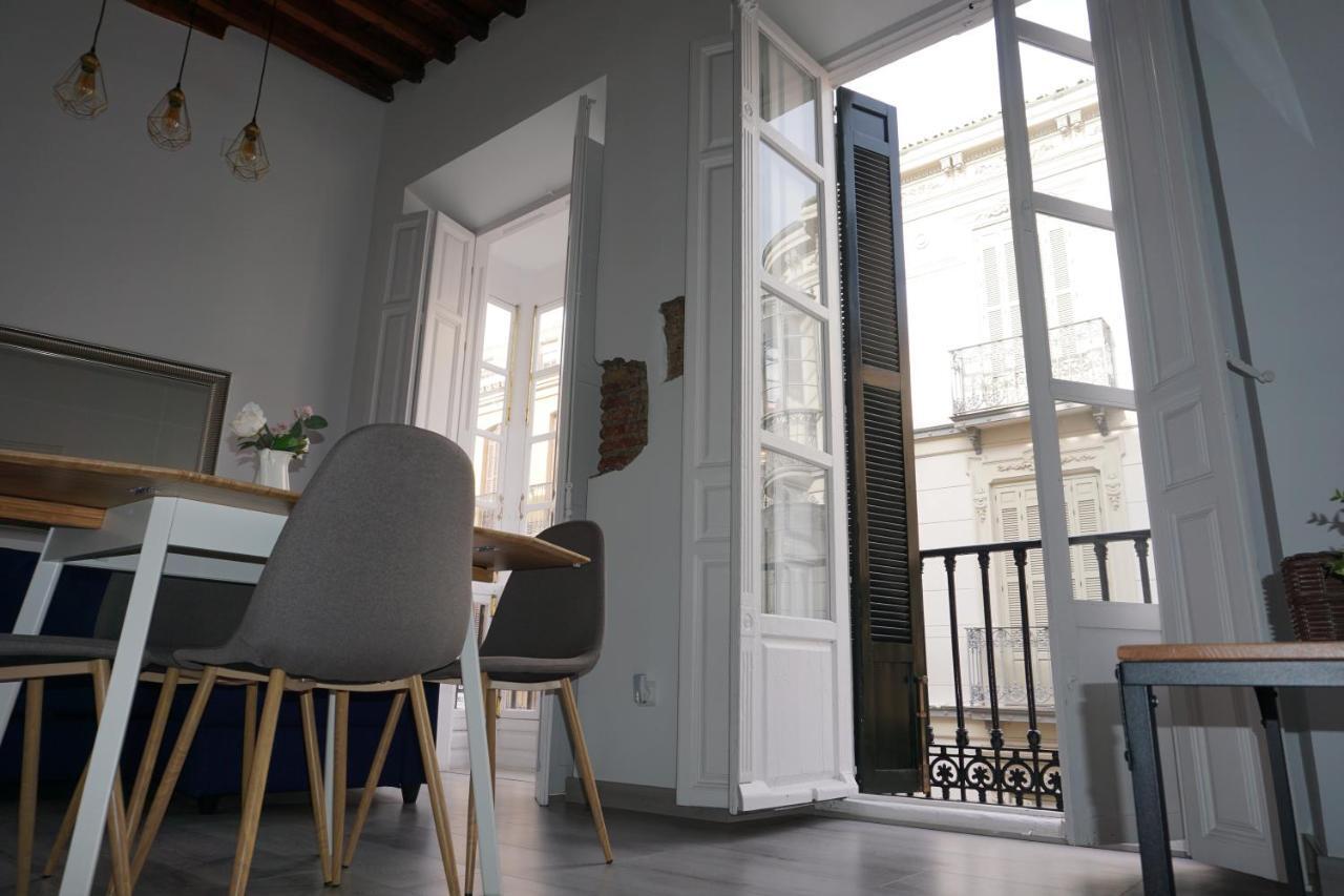 Apartamentos Mediterranea Centro Málaga Dış mekan fotoğraf